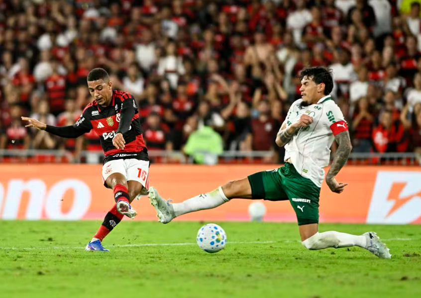 Palmeiras perde vantagem para o Flamengo na liderança